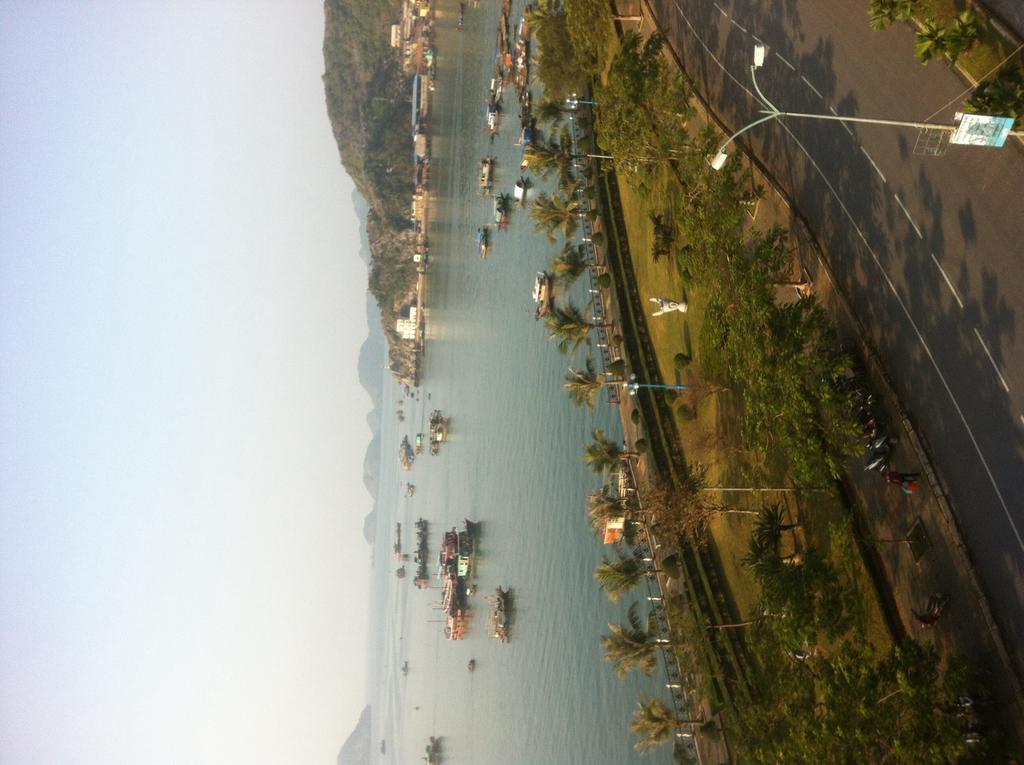 Thanh Tung Hotel Cat Ba Island Exterior foto